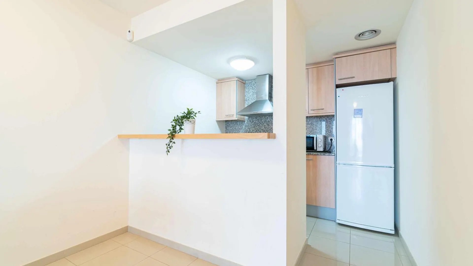 Jouvacations Apartamento Joanot Roses Apartment