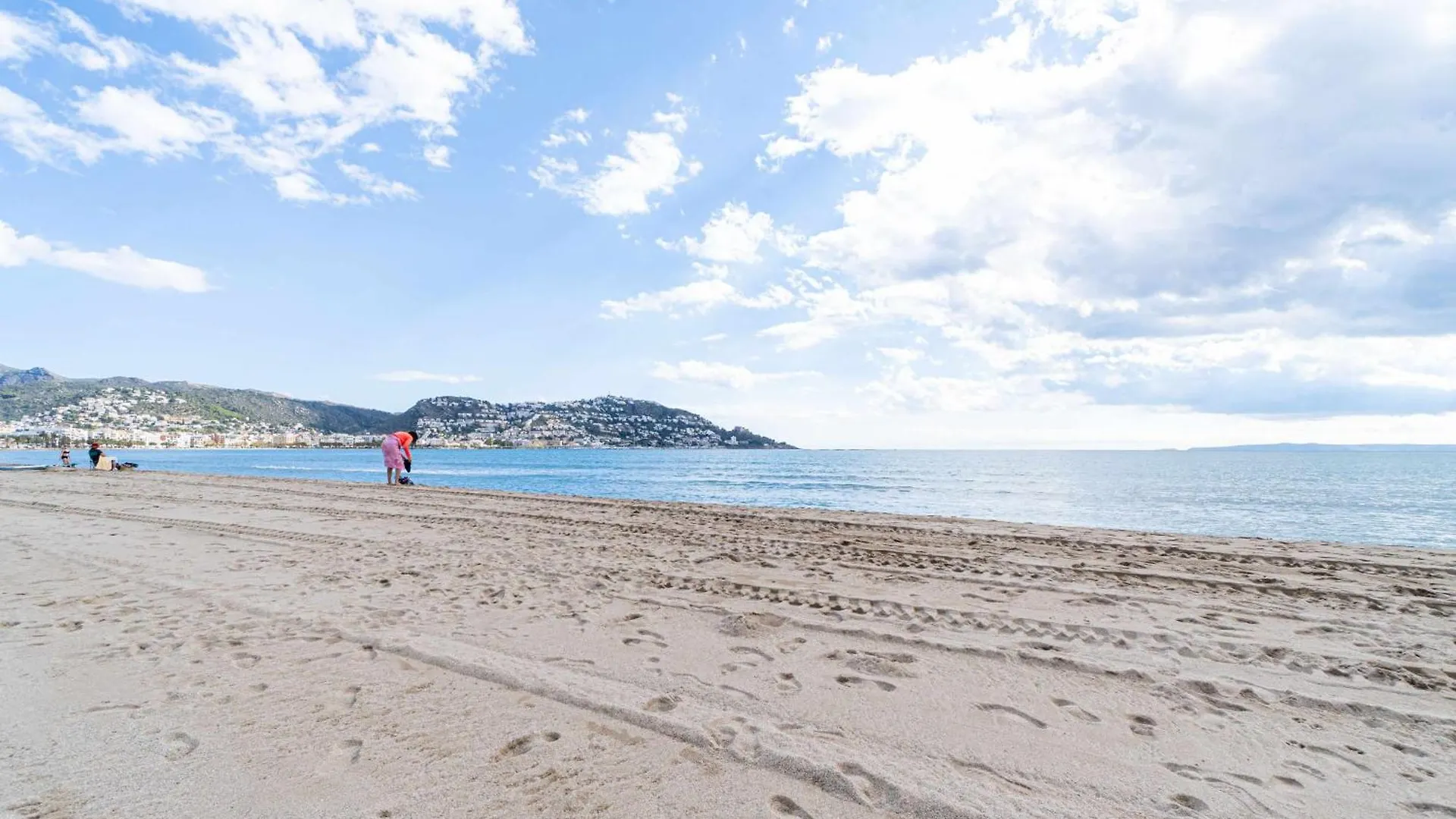 Jouvacations Apartamento Joanot Roses 0*,  Spain