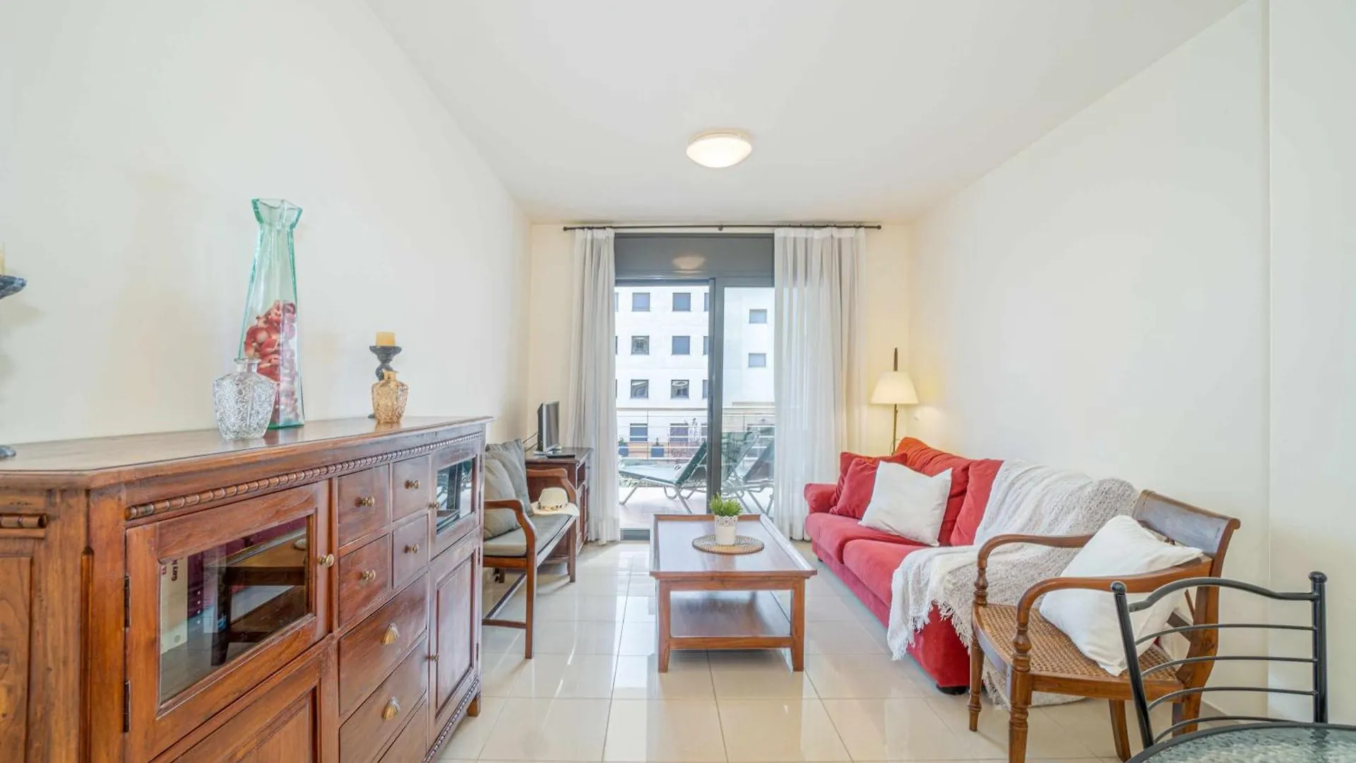Jouvacations Apartamento Joanot Roses Apartment